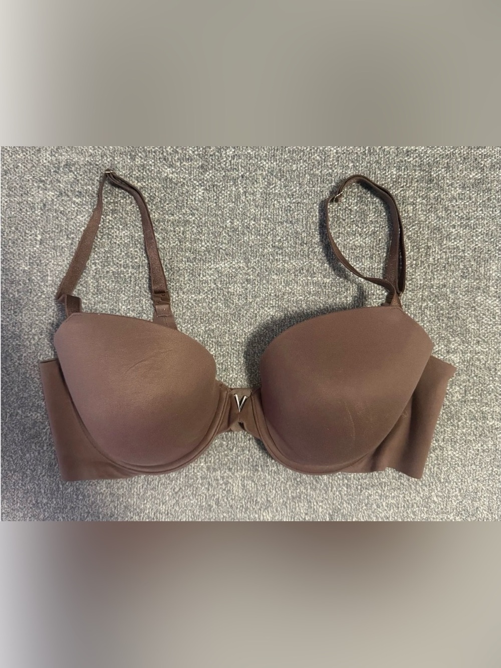 34D Victoria Secret Bra